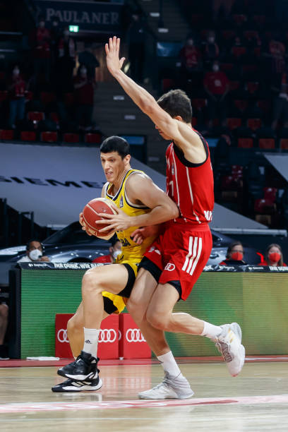 刘清漪在接 刘清漪在接